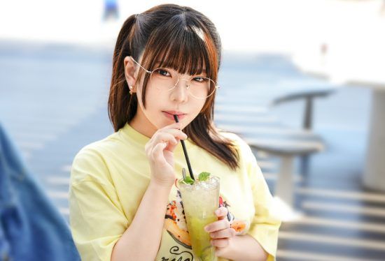 [SIRO-5736] The strongest gap girl in history: throaty moans, a tongue piercing, and G-cups!! Guys like this kind of girl, right?? lol Online AV application to AV experience shoot 2621