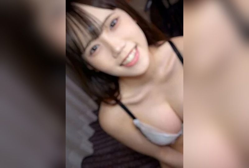 [FC2-PPV-4984549] Visual appearance of a neat and clean idol. She has pure fair skin and an outstanding style with a G-cup. Her boobs are also good